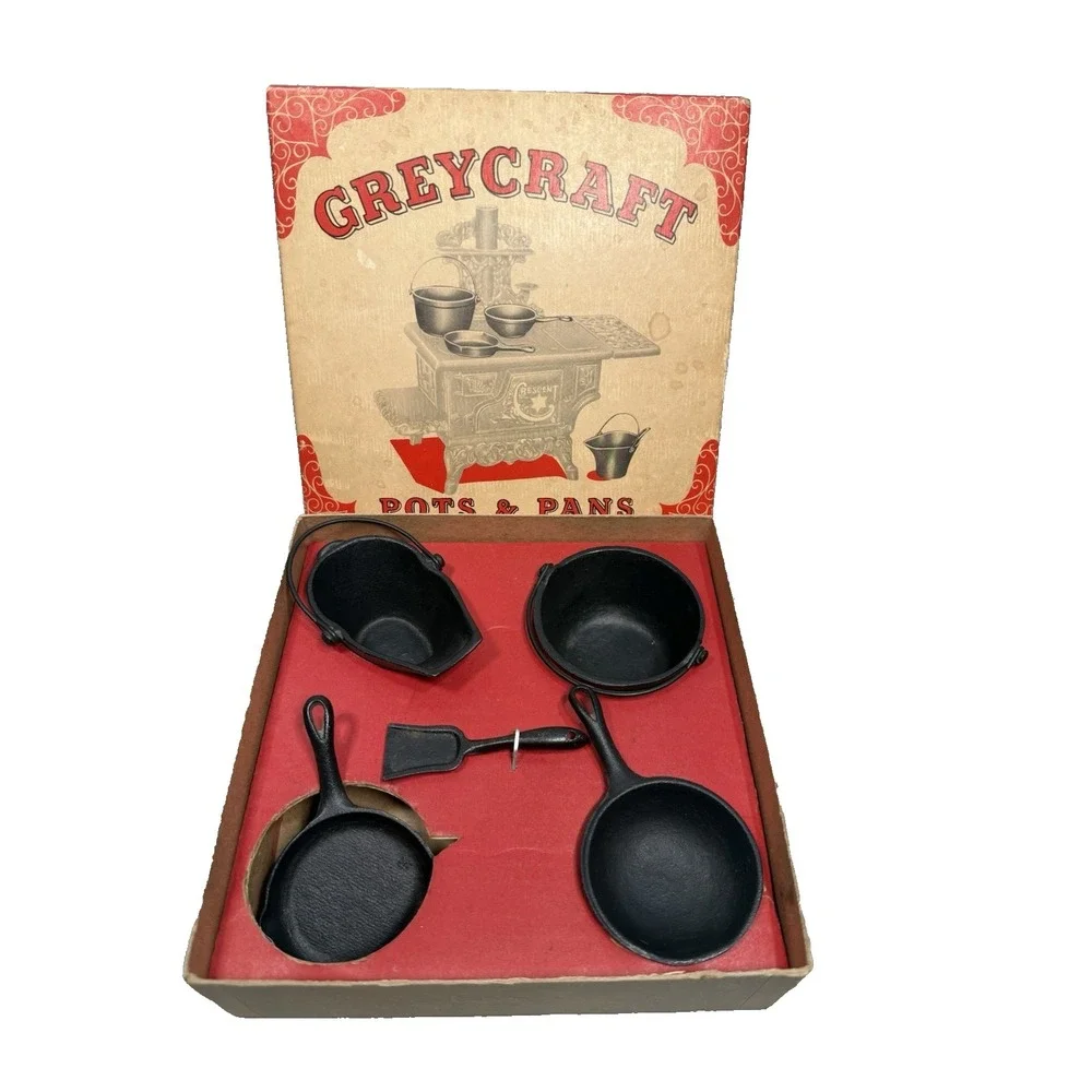 VTG Greycraft Miniature Cast Iron Pots & Pans Set w Box Dollhouse Toy Cookware